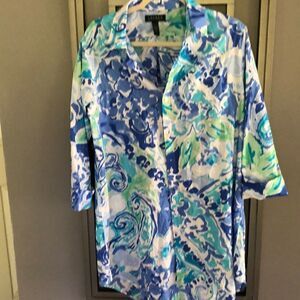 Lauren Ralph Lerann printed hundred percent cotton blouse/beach coverup. Size M